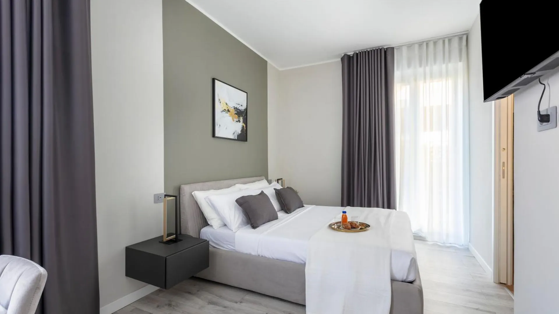 Hotelleria Prestige Rome Bed & Breakfast