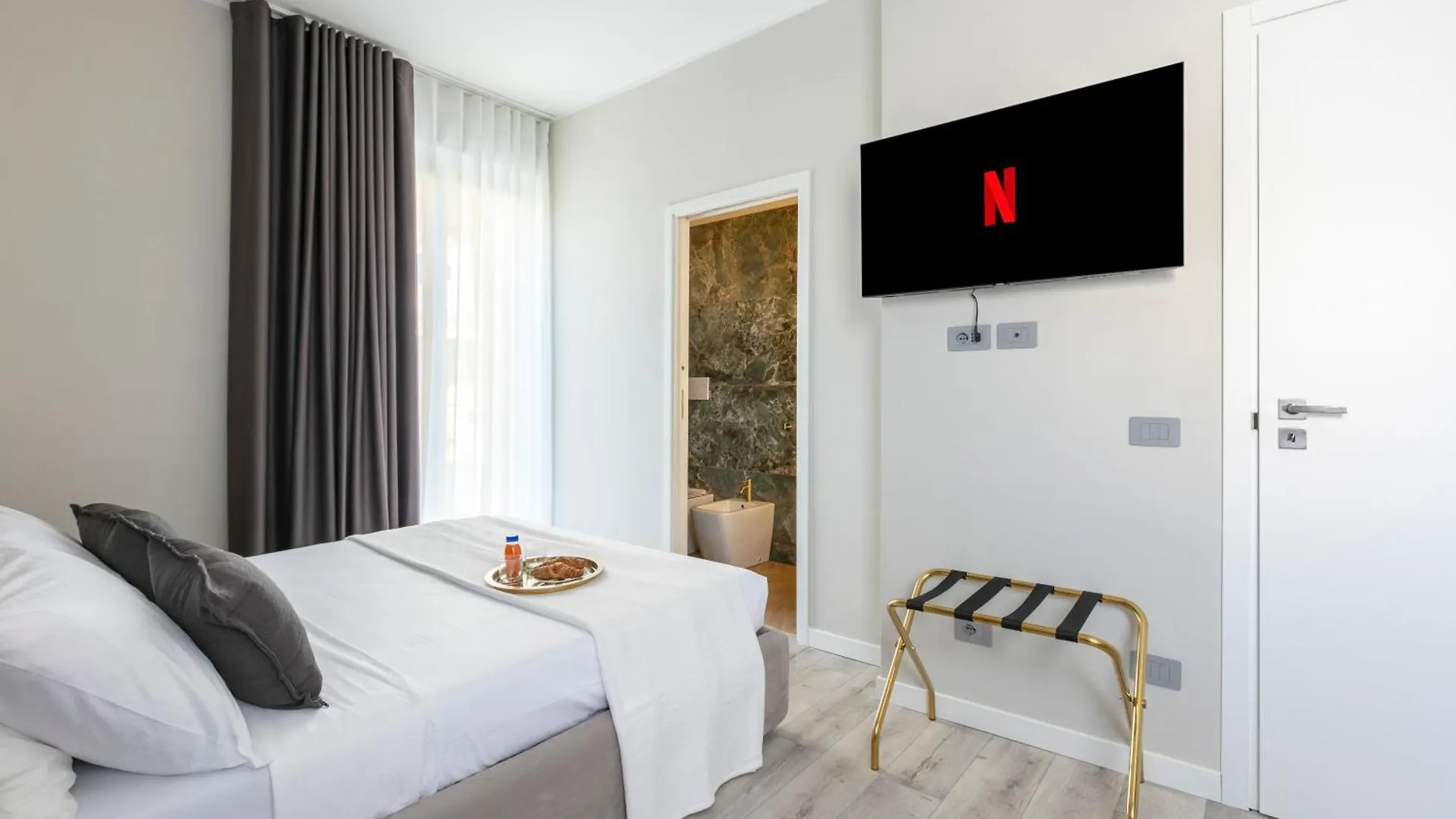 Bed & Breakfast Hotelleria Prestige Rome Italy